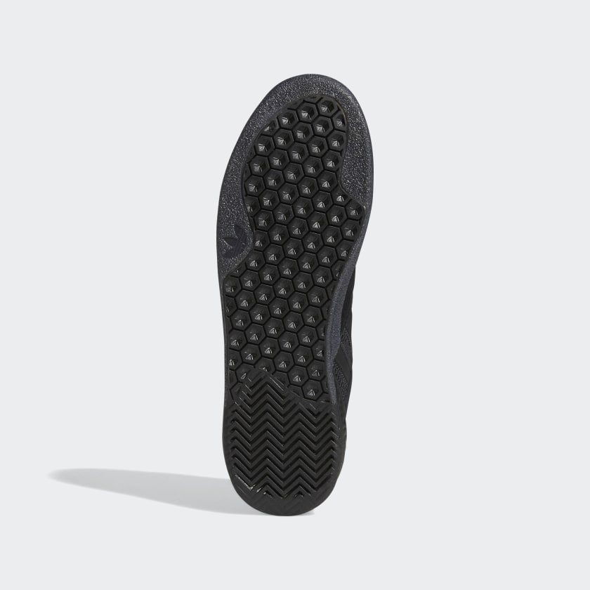 3ST.004 Core Black/ Core Black