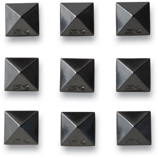 Pyramid Studs Black