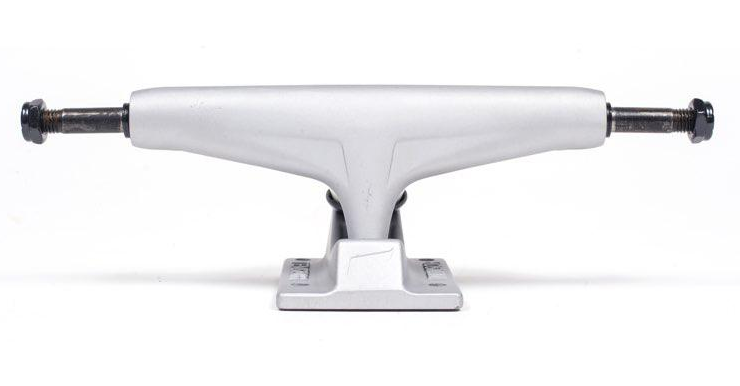 Mag light Silver 5.5" Skateboard Trucks