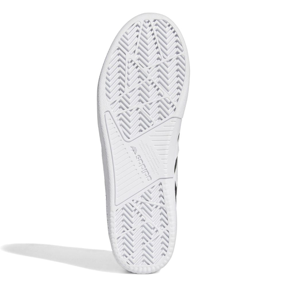 Tyshawn Low Core Black / Cloud White / Gold Metallic